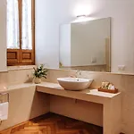 Santa Rosa Relais מלון 4*