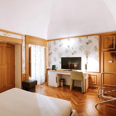 Ξενοδοχείο Santa Rosa Relais Νότσι