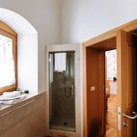 Santa Rosa Relais 호텔 4*