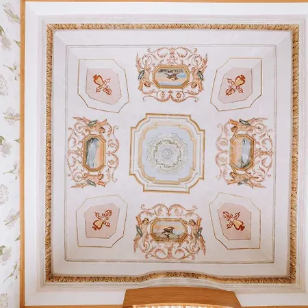 Santa Rosa Relais מלון 4*