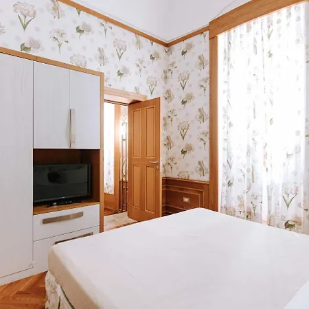 Santa Rosa Relais 4* Noci