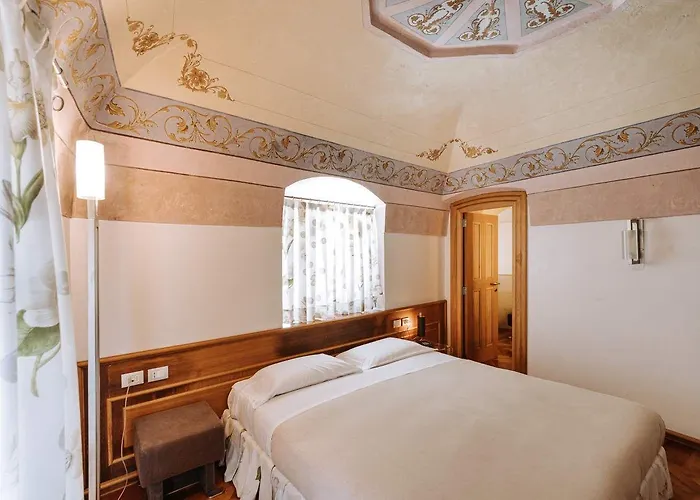 מלון Santa Rosa Relais 4*